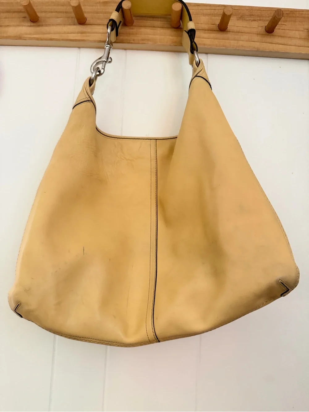 Vintage Coach Bleecker Leather Extra Large Duffle Shoulder Bag Yellow F13356